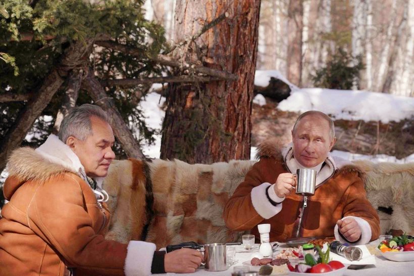 nyta's tweet photo. Чип и Дейл https://t.co/iNU0K1hZRh