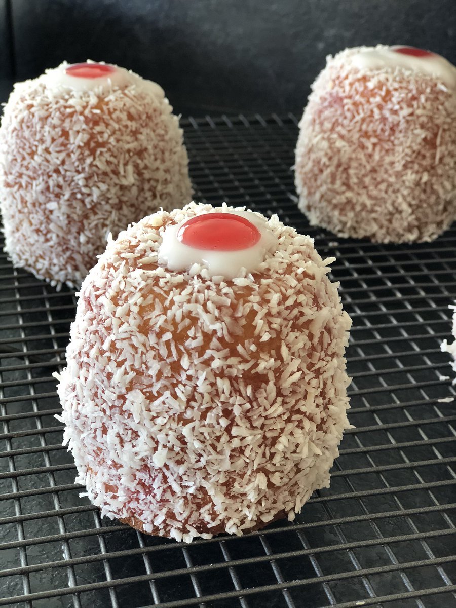WeeDalryDairy's tweet image. My mum used to buy these from the City Bakeries as a wee weekend treat, Eiffel Towers they were known as.. anyone else remember them... I decided to bake some for afternoon tea and a trip down memory lane #glasgowcakes #citybakeries #eiffeltowercake