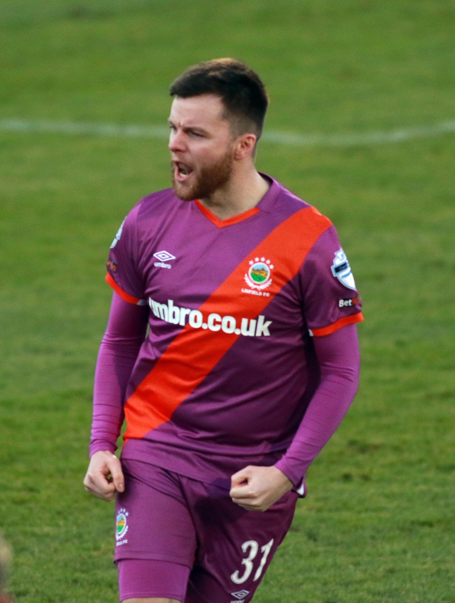 OfficialBlues's tweet photo. 𝑴𝒓. 𝑪𝒐𝒏𝒔𝒊𝒔𝒕𝒆𝒏𝒕 💪

Niall Quinn will make his 300th appearance for Linfield in his next game for the club.

In 299 apps he has scored 22 goals. Ever-reliable and what a servant @Niall3Quinn has been to #LinfieldFC 👏💙 https://t.co/1iW5VZz7wI
