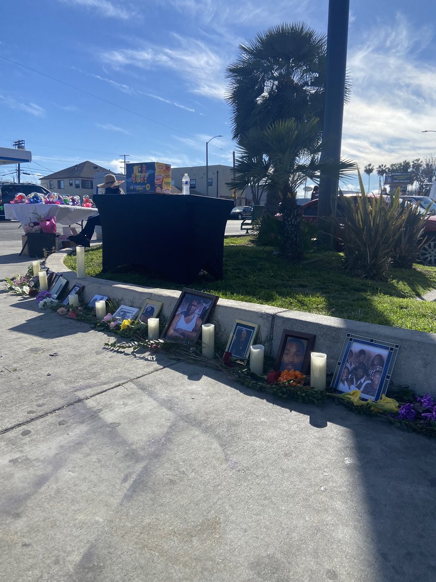 PalmTreesnGz's tweet photo. Some pics from other day: you see the pictures of just a small fraction of those who have been snatched away by police terror. #DijonKizzee #EzellFord #AndresGuardado #MarcoVasquez #FredWilliams #RichardRisher #AJWeber #CarlosOliva #EricRivera and more... https://t.co/RizA0wO1fM