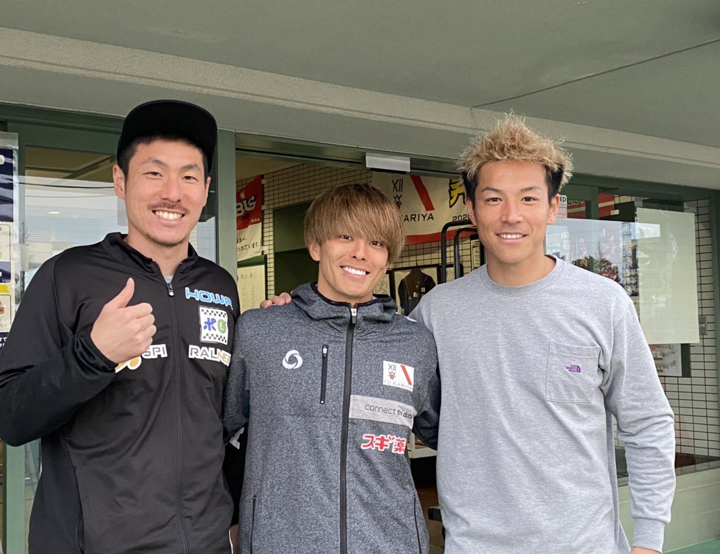 田中貴大 Takahiro Tanaka Vs 鈴鹿ポイントゲッターズ 悪天候の中 応援ありがとうございました 充実の時間を過ごした古巣の鈴鹿との試合は1 3敗戦でした 鈴鹿のミラ監督 在籍していた時のチームメイト スタッフと久しぶりに会えて 刺激をもらいまし