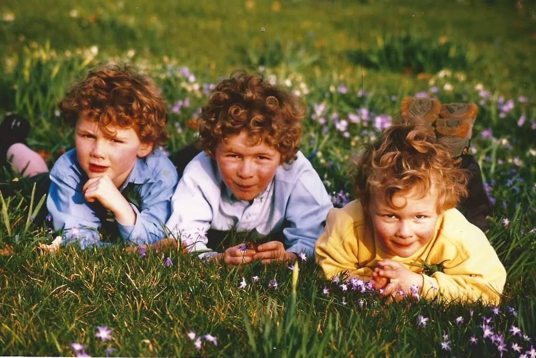 ScentedForager's tweet photo. A Seaweed #sugarkelp #dulse and Wild Garlic Fest #foraging #seaweedcook Three of my now grown up, curly haired boys on a spring day in Angus ๐@Visit_Angus The middle boy picked and posted me #wildgarlic #ramsoms๐ @OuterHebs #seawweds ๐spring https://t.co/C8UAHYiXT2
