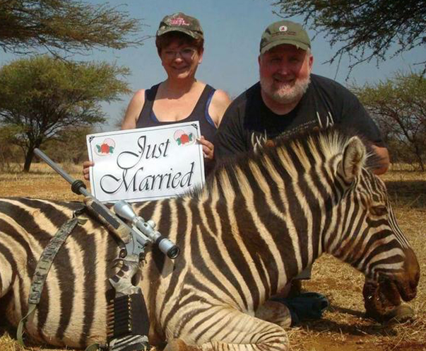 _AnimalAdvocate's tweet photo. The absence of a soul is clearly attractive to other sociopaths🤬
#BanTrophyHunting @JoeBiden🦓💔

@RickyGervais @CBTHunting @ChrisGPackham @Protect_Wldlife @Ivy_MiddletonUK @PeterEgan6 @RobRobbEdwards @zbleumoon @XposeTrophyHunt @Animals1st @domdyer70 @NickTaylorLLB @angie_karan https://t.co/K0NHyItGRH