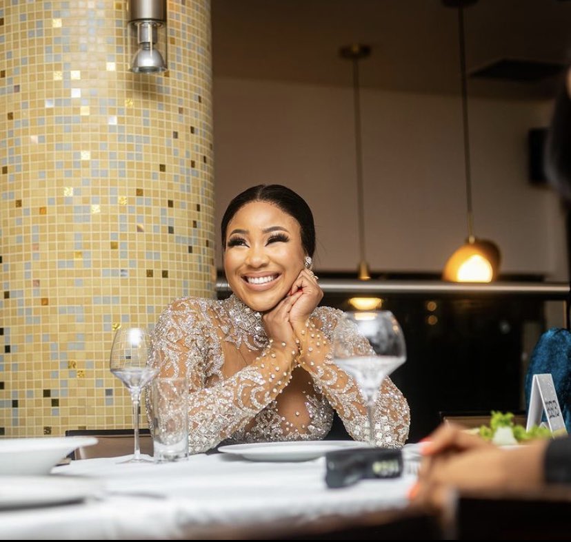 Spicedsparkle's tweet photo. Erica Nlewedim ☺🥰🥰🥰🥰
A thousand pictures will never do that smile justice 😍.
#EricaIsEverywhere https://t.co/ZmvfdzBt41