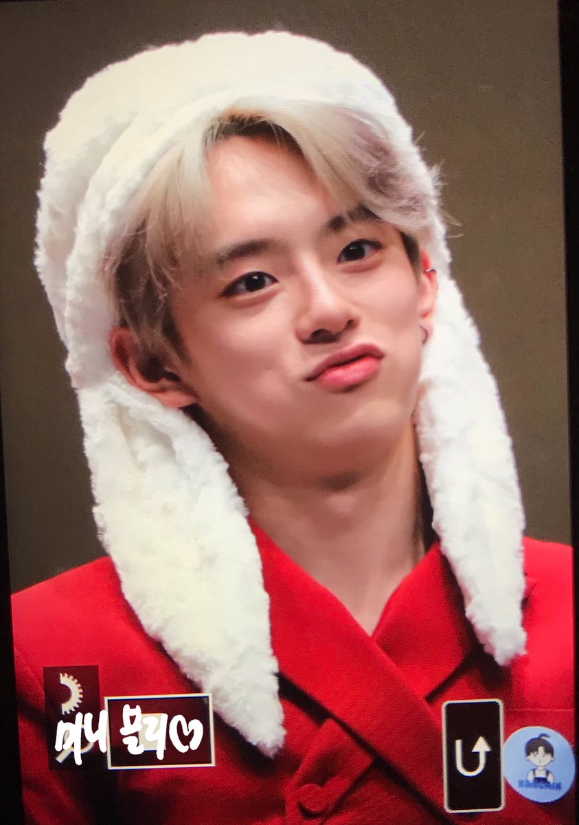 Minievely_0125's tweet photo. [PREVIEW] 210321 팬사인회
너무 귀엽다🐰
#강민 #유강민 #베리베리 #VERIVERY #カンミン #KangMin https://t.co/j32kjbRbfl