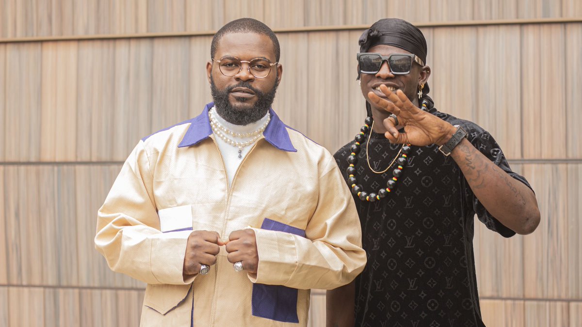 peleking97's tweet image. Met with the legendary @falzthebahdguy 
#kosala
@237Showbiz @EjohNattyWhite @237gossipmail 
#win #falz