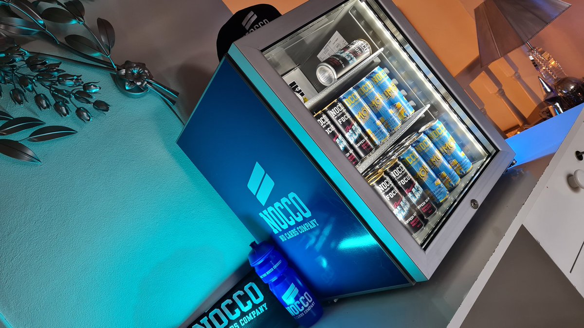 Fått meg en ny venn som skal holde meg, en søvnfattig småbarnsfar, i gang med streaming og Youtube etterhvert 😍 <a href="/NoccoNorge/">NOCCO NORGE</a> <a href="/noccoesports/">NOCCO Esports</a>

#sponsetinnlegg