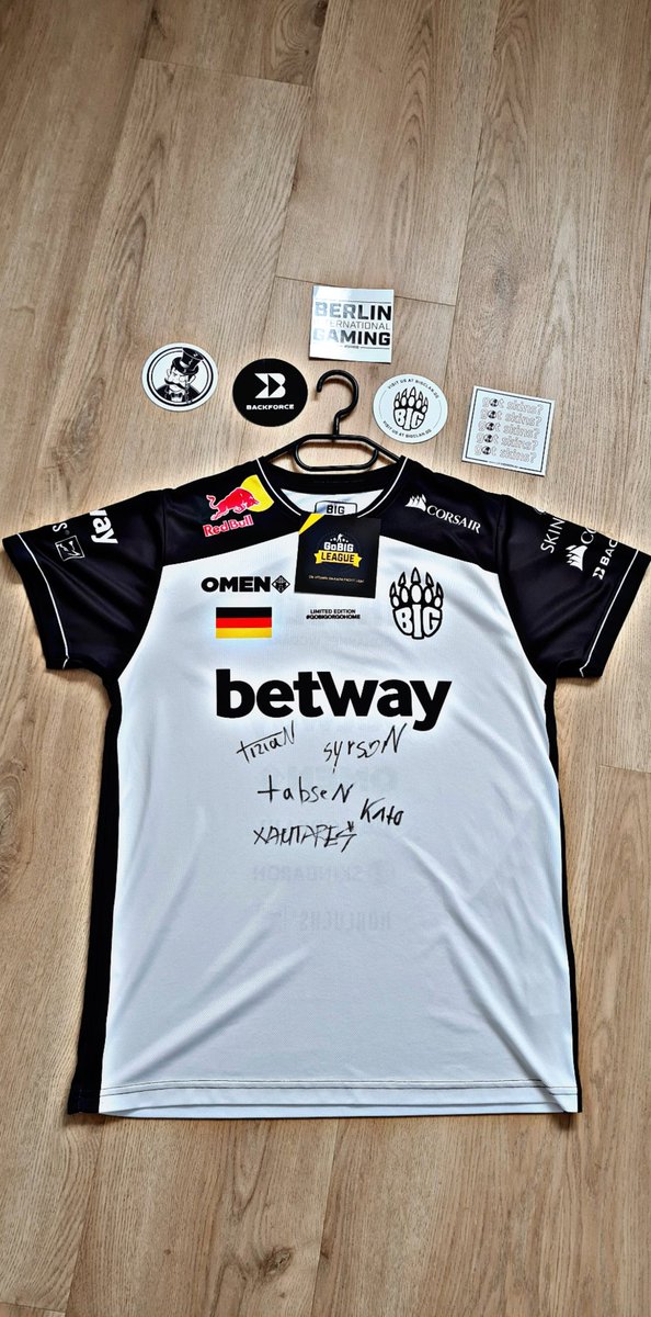 EnRaGeKLICK tweet media