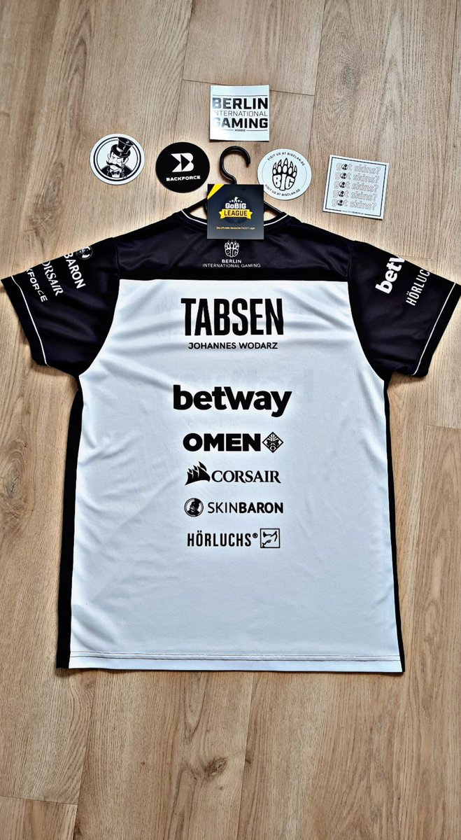 EnRaGeKLICK tweet media