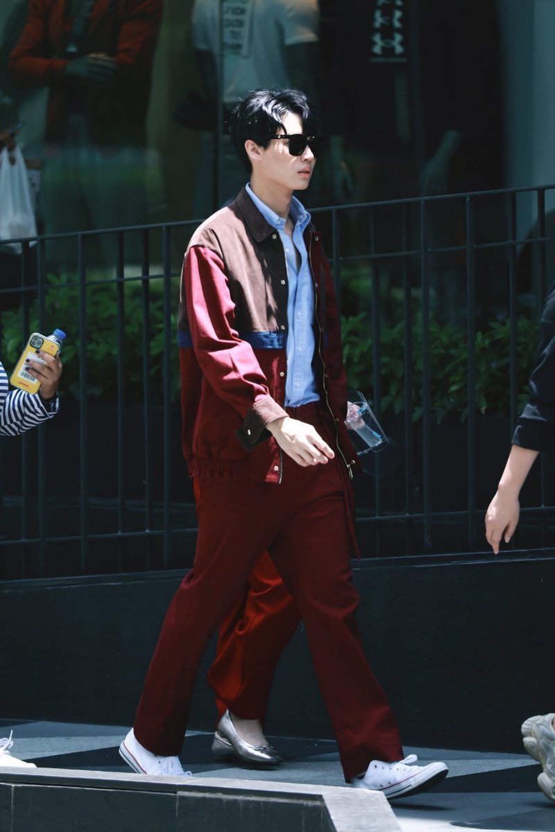 THEBENSOFC's tweet photo. ㅤㅤㅤㅤ
ㅤㅤㅤㅤ
[ STAFF_UPDATE ]

21. 03. 2021
Kak Raden spotted at ICE BSD CITY Hall 5 to attend @StreakKids 's showcase 'THIS IS OUR YOUTH' #StreakKidsCoup.
ㅤㅤㅤㅤ
ㅤㅤㅤㅤ https://t.co/2nfhmtBrXm