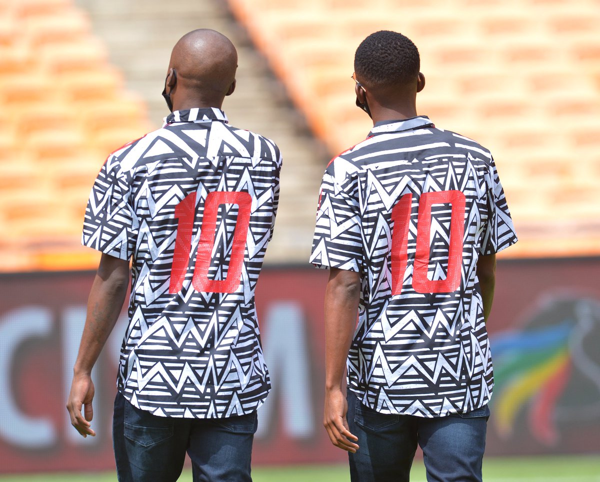 orlandopirates's tweet photo. ☠ 💯 𝗦𝗢𝗪𝗘𝗧𝗢 𝗗𝗘𝗥𝗕𝗬 💯

🏆 #DStvPrem
⚽️ @KaizerChiefs vs @OrlandoPirates
📆 Today, 21 March 2021
🏟 FNB Stadium 
🕒 15h00
📺 SuperSport PSL &amp; SABC 1
🔟 @adidasZA

⚫⚪🔴⭐
#SowetoDerby #Matchday 
#OrlandoPirates 
#OnceAlways https://t.co/hTZXWzUk5t