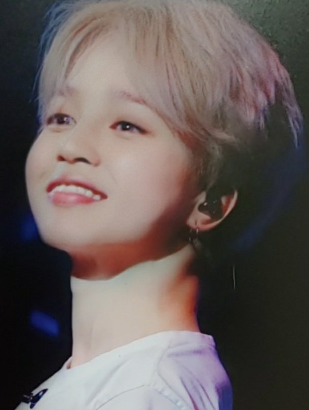 fairychimtr's tweet image. with filter                        without filter