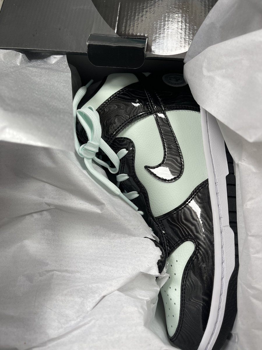 lfc6078's tweet image. Shout out @kochclub_xyz for proxies and @ExpressNotify for ping