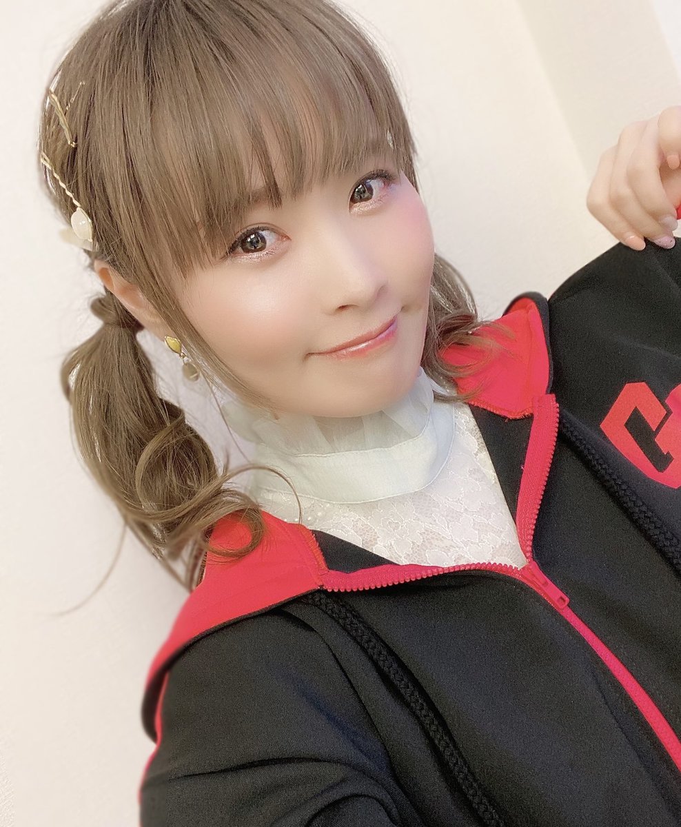 綾見有紀 あやみゆき S Tweet ガンオン公式生配信 ご覧いただいた皆さま ありがとうございました 新機体や今後の調整情報など ボリューム満点でしたね クイズ難しかったけど楽しかった 個人的に 好きなゲームのテストサーバーを待つ時間というのが人生初