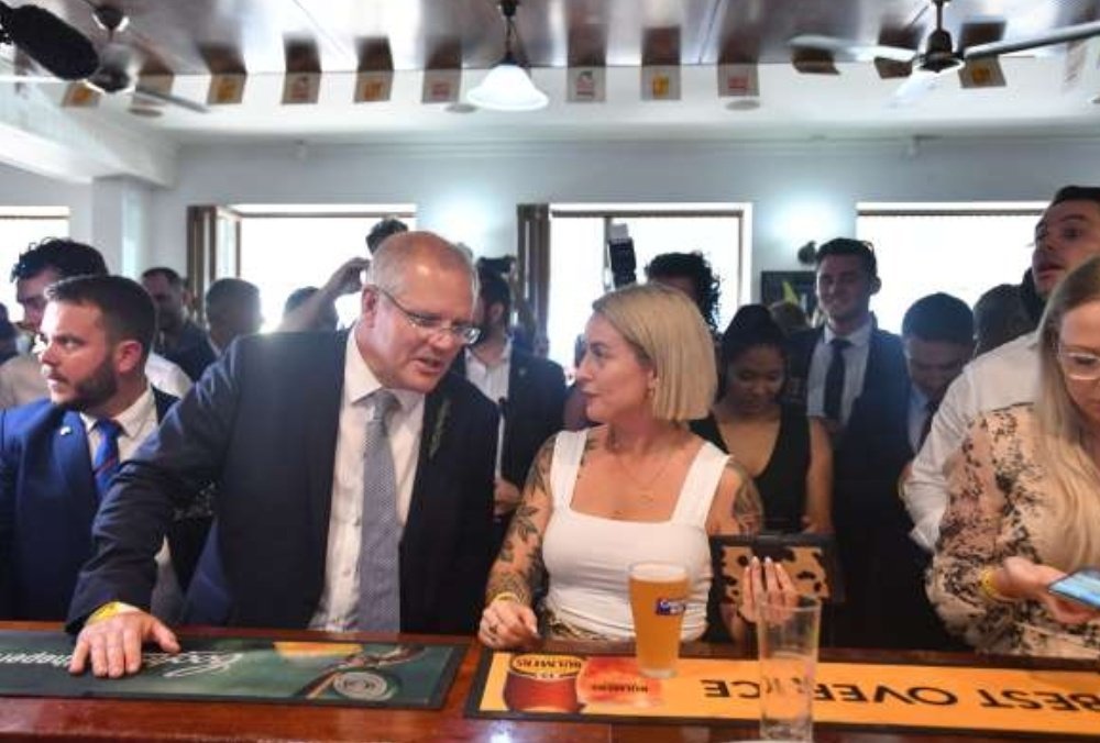 DocEvatt's tweet image. "Nope. It's Africa by Lynx."