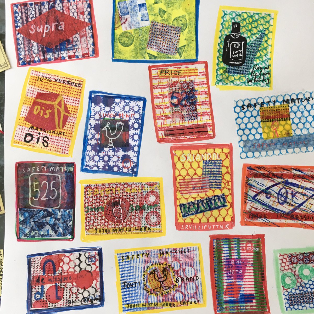 SarahMillin1's tweet photo. Illustrating Russian matchbox labels. #editorialillustration #contemporaryillustration #matchboxart #russiandesign https://t.co/C3prvt7qnk