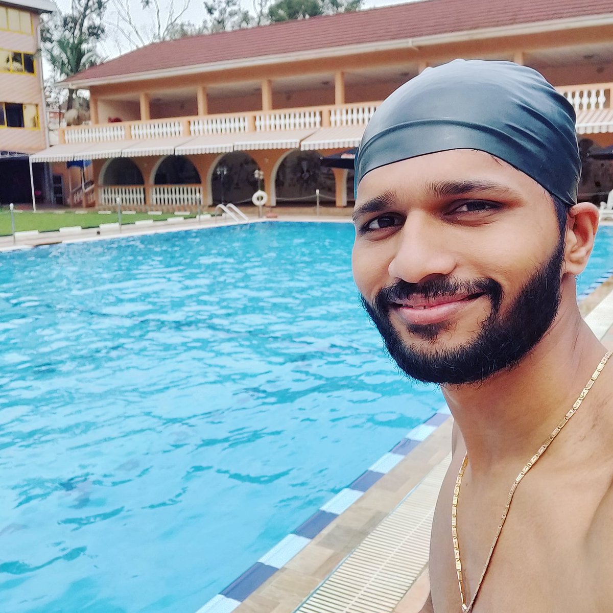 sukant9993's tweet photo. Chill by the pool and happiness in the heart ❤️

#SukantKadam #Worldnumber5 #Paralympics #badminton #dreamoftokyo #parabadminton
#paralympian #teamindia #striveforgreatness #athletediaries #dreambig #positivethinking
#weekendreset https://t.co/ddpuqfUll3