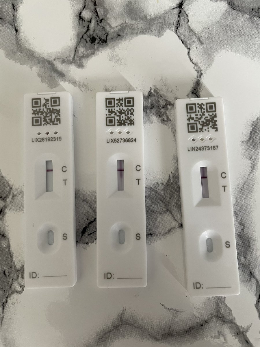 Rich38709046's tweet photo. 3 negative results 👍 #hometesting #doingourbit #weeklytesting https://t.co/sEVNpKuPff
