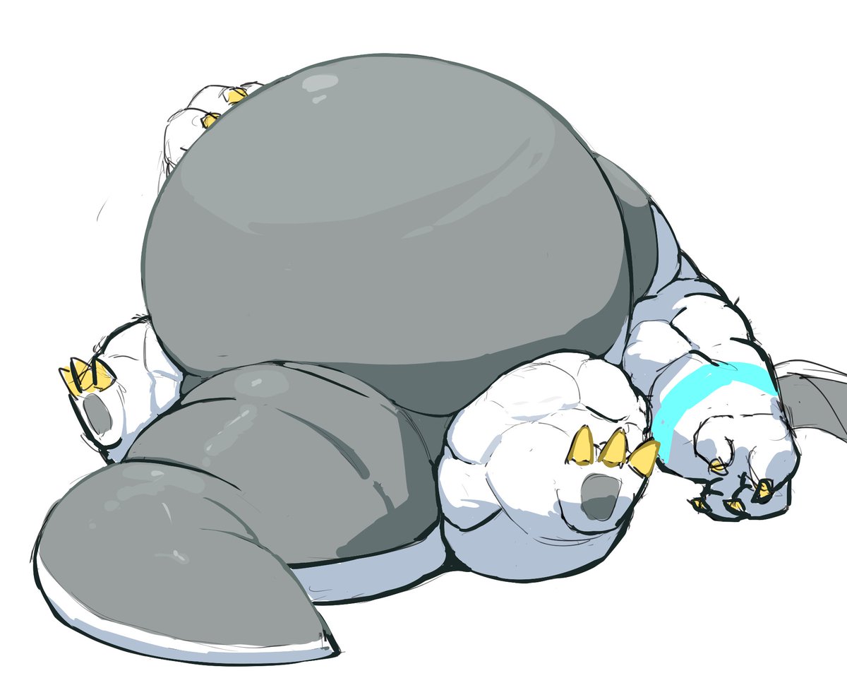 仰向けにすると腹のでかいこと