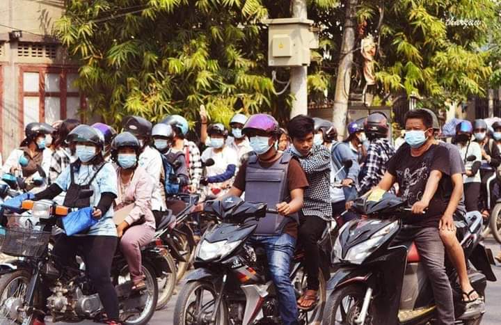 B851997's tweet photo. Today Myanmar: Mandalay
FREEDOM OF SPEECH

#WhatsHappeningInMyanmar
#Mar21Coup https://t.co/0C5mxIIuxt