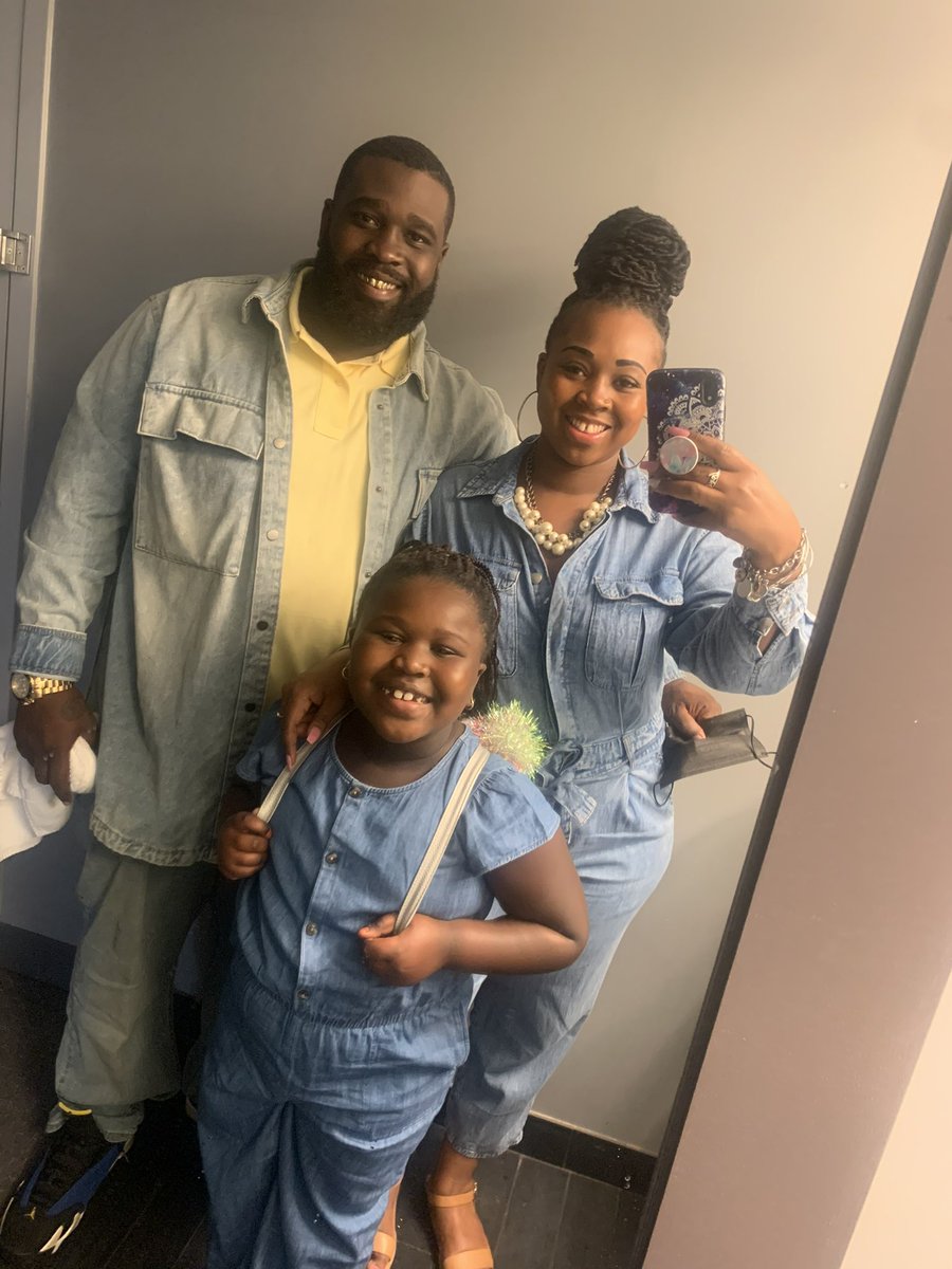 MsCarter_iteach's tweet photo. Spring Break was what I needed and more! First year not working during my break 🙌🏾 it was all about having a good time and resting of course! #ATL #CocacolaFactory #GAaquarium #BeachVibes https://t.co/1vgkx6jzfY