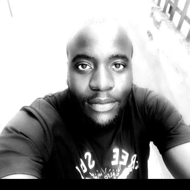 ShainFrank2's tweet photo. #NewProfilePic https://t.co/wX1BO99mjv