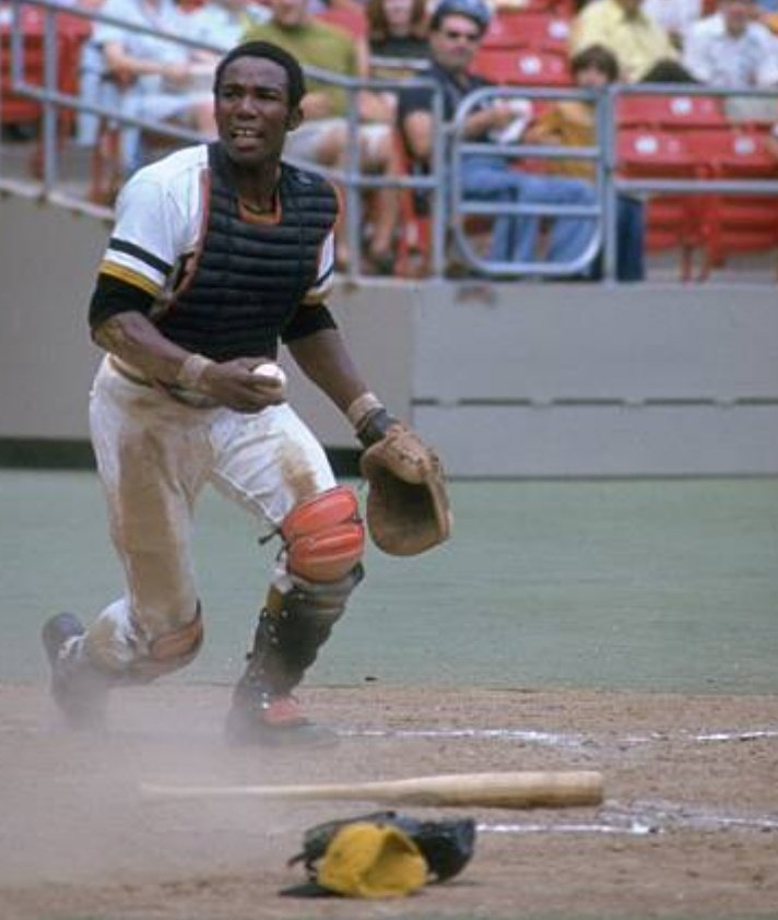 Hoy están de cumpleaños Manny Sanguillen  , Luis Leal  y Carlos Carrasco  . 

Happy Birthday!!   