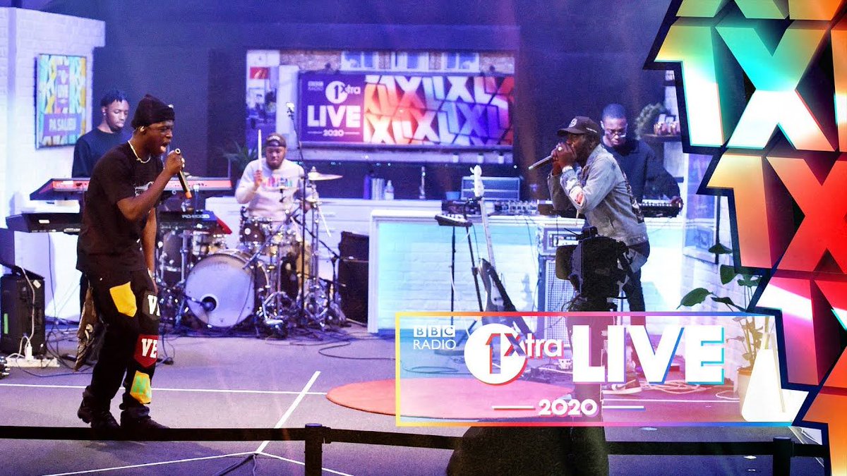 u_gigs's tweet photo. Its #NewSoundSunday and we are celebrating another British musician. Introducing Pa Salieu, born in Slough then spending his early years in Gambia, before moving back to the UK. He started making music at his local youth club (Positive Youth Foundation).
https://t.co/T8mDEplyRF https://t.co/TqcVdqNoNG