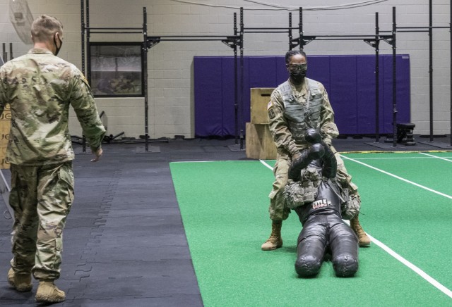 USArmy's tweet photo. The Army Combat Fitness Test is here to stay. How are you getting your unit ready?

@TRADOC's Drill Sgt of the Year recently ramped up the command's training by adding realistic scenarios to the mix. 

Are you ready? ➡️ https://t.co/9RhM3oK7wF

#ArmyFit | #ACFT https://t.co/JGuawe85gK