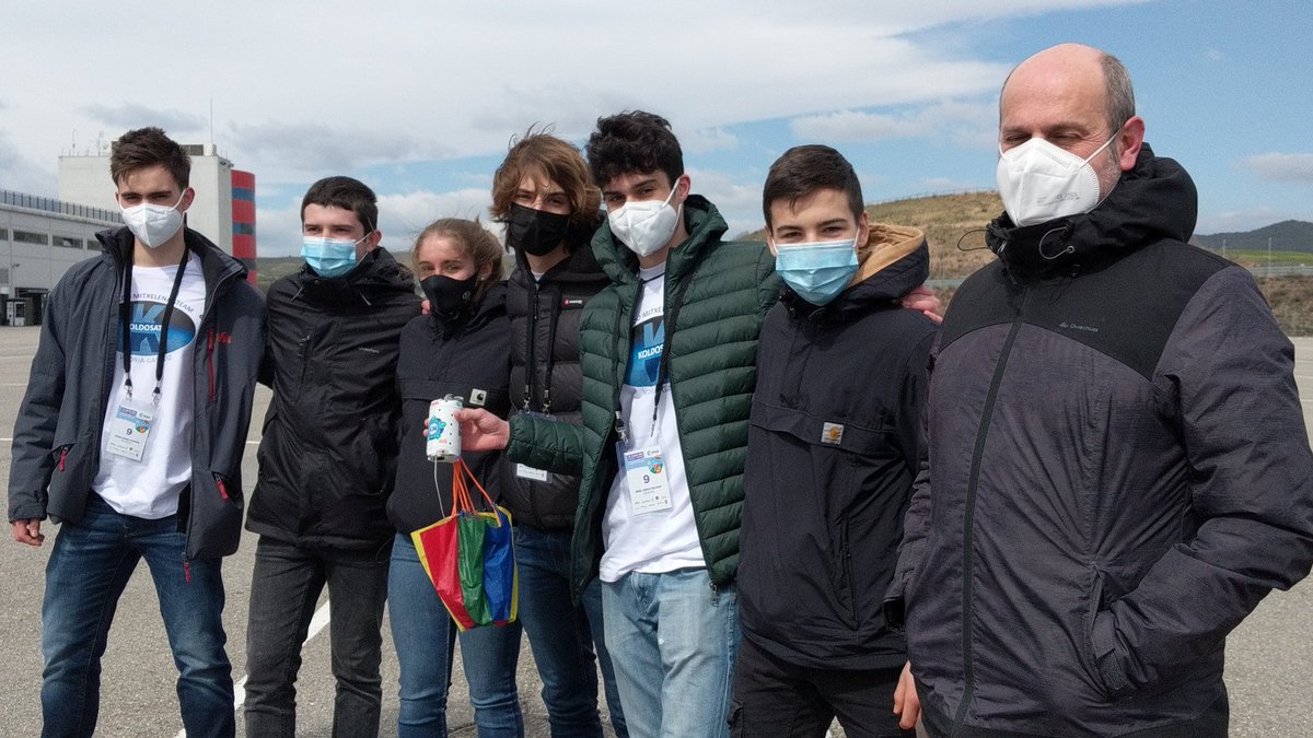 koldosat's tweet photo. @avs_engineering, #koldosat-a berreskuratu dugu! Jaurtiketaren datuak jaso ditugu 👌
#cansat #planetStem
@KoldoMitxelenaI @planetaSTEM @zientziahezk https://t.co/TJRMkjl89o
