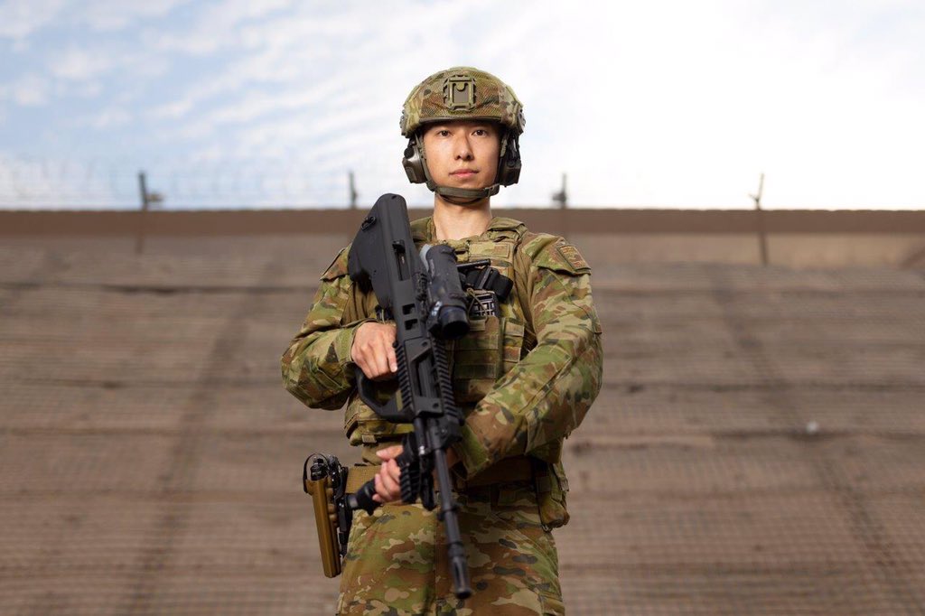 CJTF633's tweet photo. Say HELLO to @AustralianArmy Major Leo Pasukov, a military advisor embedded with @ResoluteSupport under #OpHighroad in 🇦🇫. Leo is a proud member of #YouADF and #Team633 representing 🇦🇺 and helping the Afghan National Defence Forces 👍 https://t.co/ZIfR0oIK3A