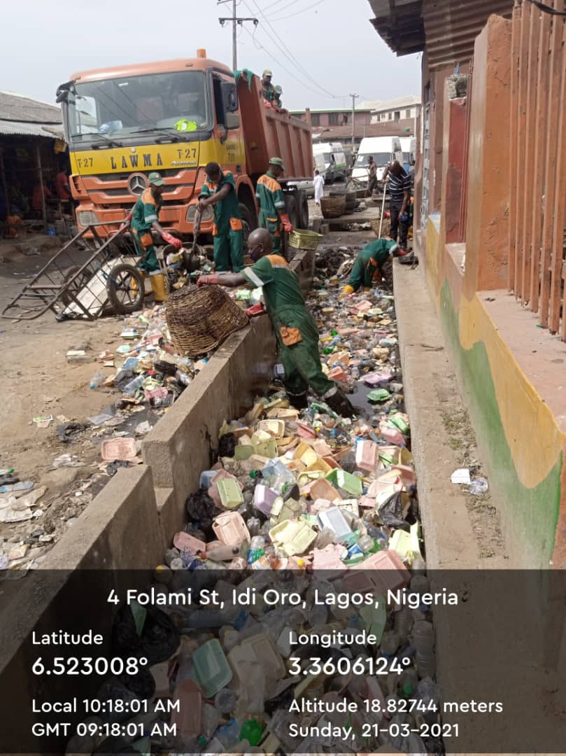 Lawma_gov's tweet photo. 𝐒𝐮𝐧𝐝𝐚𝐲 𝐎𝐩𝐞𝐫𝐚𝐭𝐢𝐨𝐧𝐬 𝐚𝐭 𝐃𝐢𝐟𝐟𝐞𝐫𝐞𝐧𝐭 𝐋𝐨𝐜𝐚𝐭𝐢𝐨𝐧𝐬 𝐢𝐧 𝐋𝐚𝐠𝐨𝐬

This is in continuation of our marine operations, in ensuring that our waterways, canals, drainages are cleaned up, bearing in mind that the rains are fast approaching.

#KeepLagosClean https://t.co/AglnGY42Fh