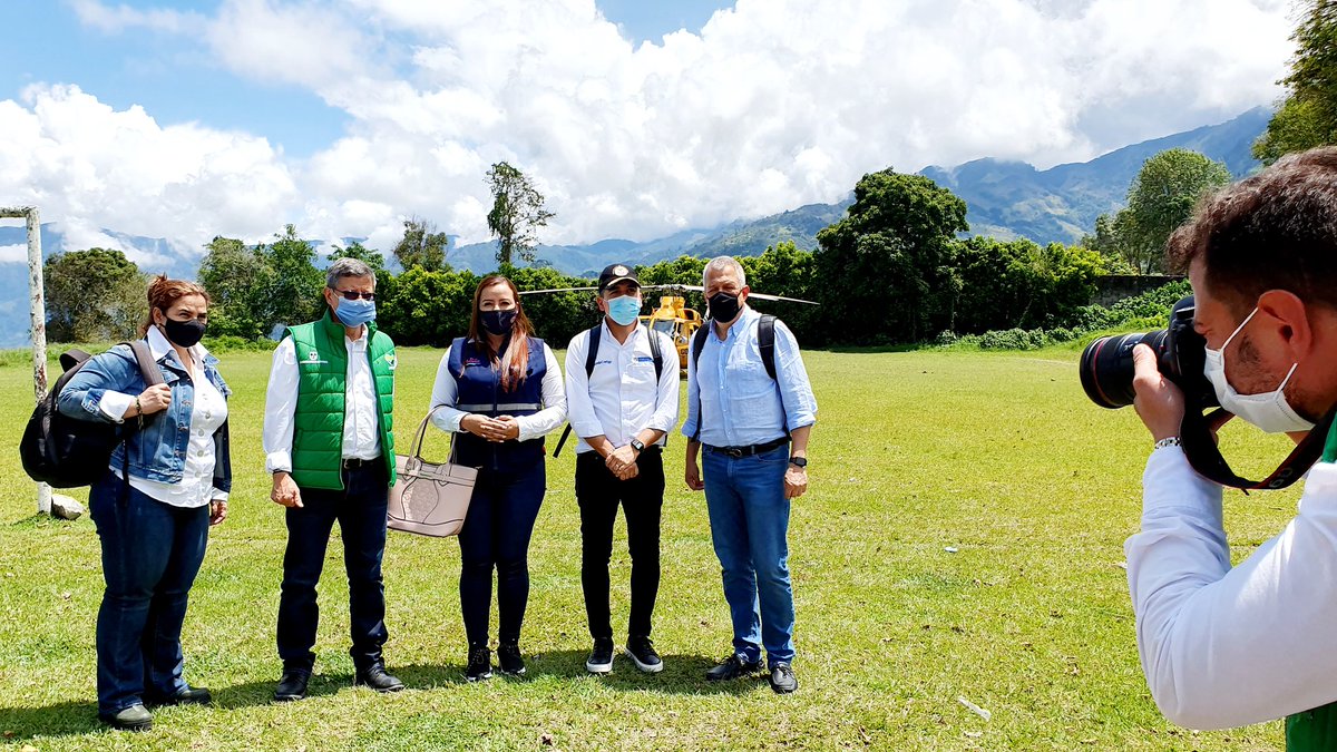 GermanBlancoA's tweet photo. LA PINTADA 

Con Mary Luz Corrales Alcaldesa @lapintada_pty acordamos con Ministro @Minvivienda @JoMalagon y Gobernador @GobAntioquia avanzar en cumplir observaciones Plan Maestro Acueducto y Alcantarrillado + Proyecto viviendas nuevas urbanas.

"COMPROMISO"

Vier 19 Marz 👇 https://t.co/T0ueT4qUaZ