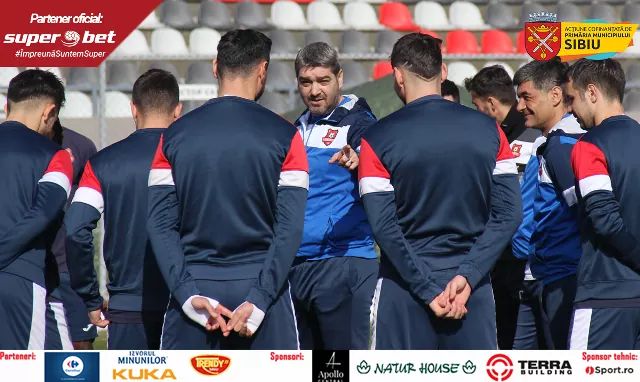 FC Hermannstadt - ✔️ Ne puteți urmări și pe contul oficial de Instagram  #FCH , unul proaspăt dotat cu bifa(✅️) care (re)confirmă demersurile  echipei de comunicare în promovarea clubului pe rețelele de