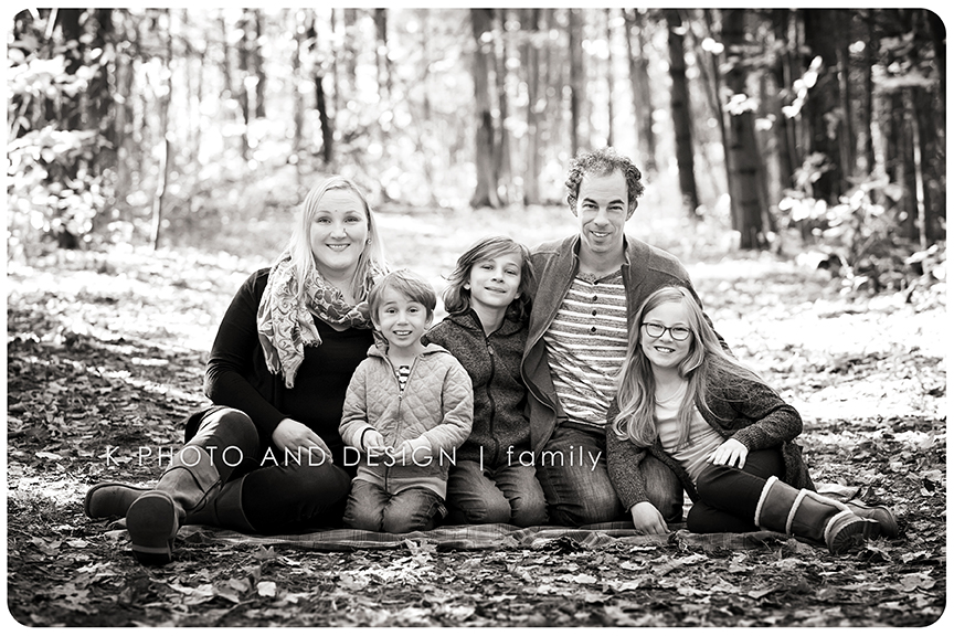 KPhotoandDesign's tweet photo. More fall sessions. It was a BEAUTIFUL day for it!! https://t.co/6hIv3VGYUE 🍂 #Nepeanwalkingtrails #Ottawa #fallphotos #annualminisessions https://t.co/m9Pv3uaLWF
