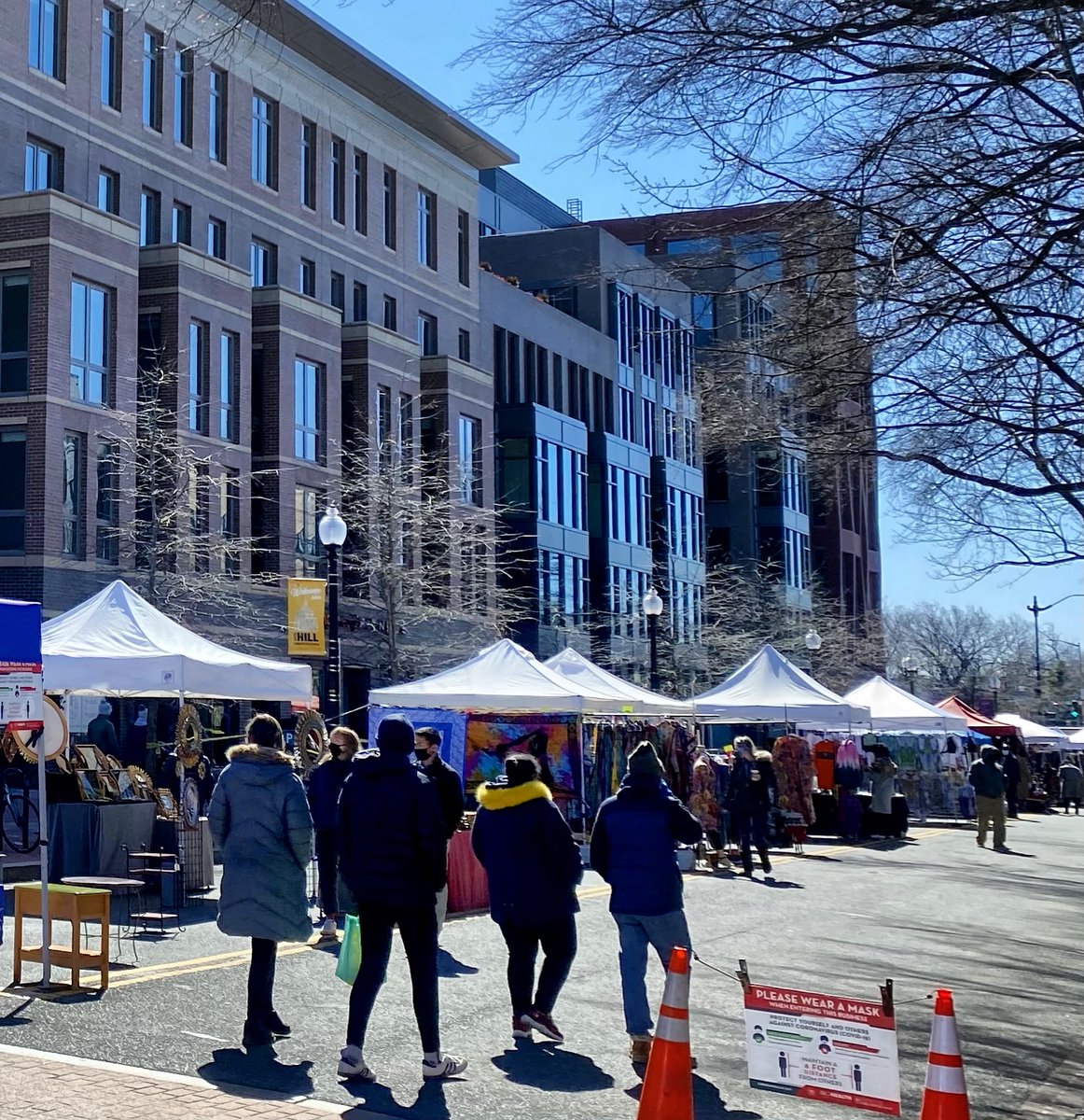 Spring is here! One of the best times of year to be in #DC. The #fleamarketateasternmarket is now back on a closed 7th St SE and C St Plaza, creating a socially-distant, open air shopping experience. Open  Sundays from 9am to 3pm on historic #CapitolHill! #shopsmalldc