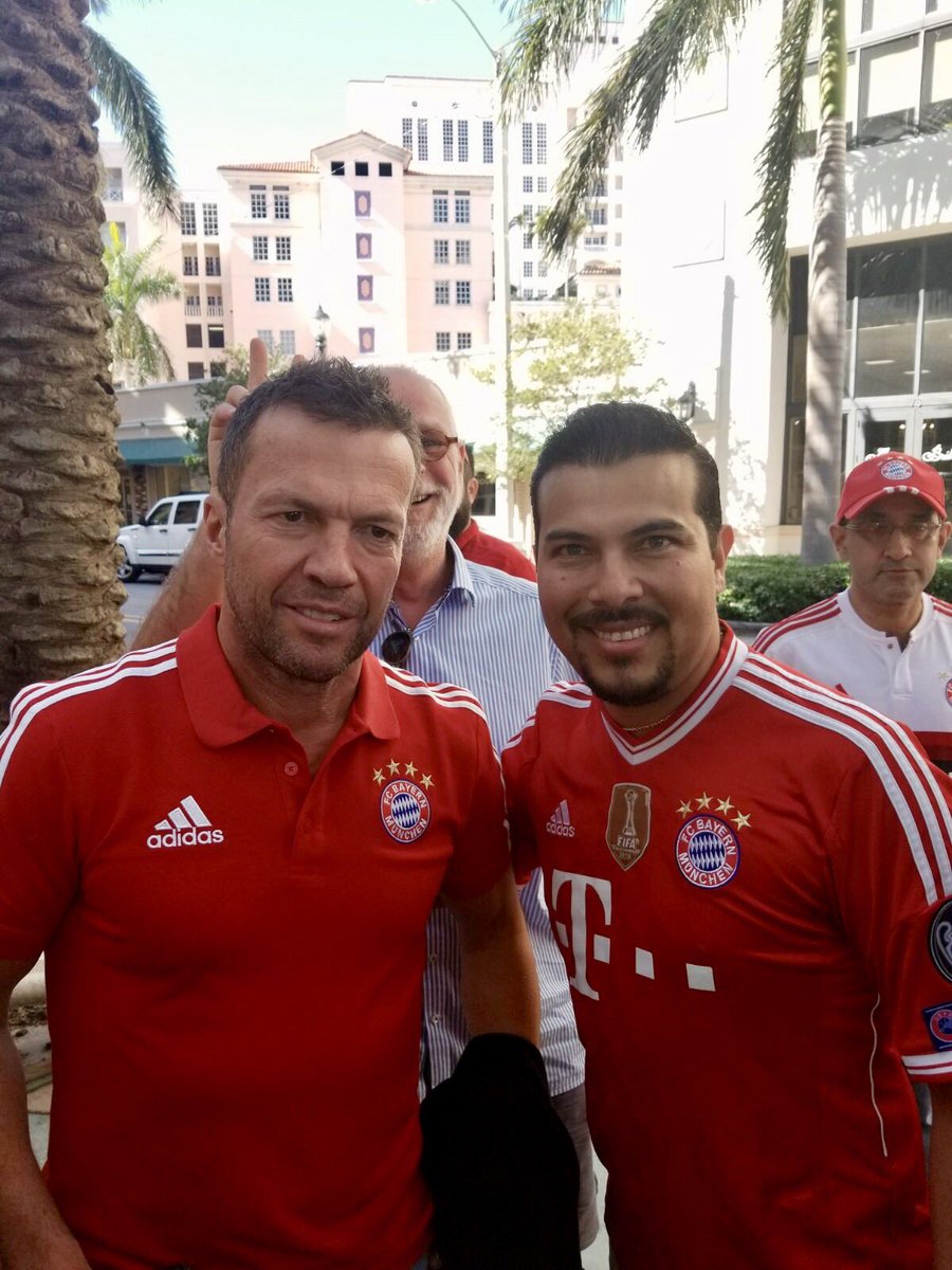 1jorgerios's tweet photo. @FCBayernES @LMatthaeus10 #FelizCumpleaños 🎁 #Leyenda #lotharmatthaeus @LMatthaeus10 #MiaSanMia https://t.co/ftnMYmtHzF