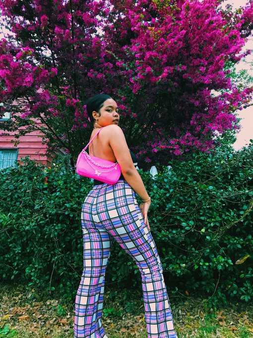 :-)) https://t.co/jW7HoAPqTO<a href="/tag/nasty19"class="tags"><span>#nasty19</span></a>