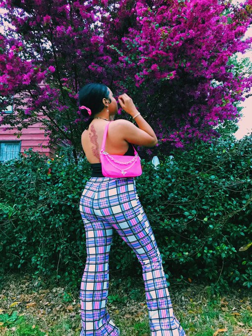 :-)) https://t.co/jW7HoAPqTO<a href="/tag/nasty19"class="tags"><span>#nasty19</span></a>