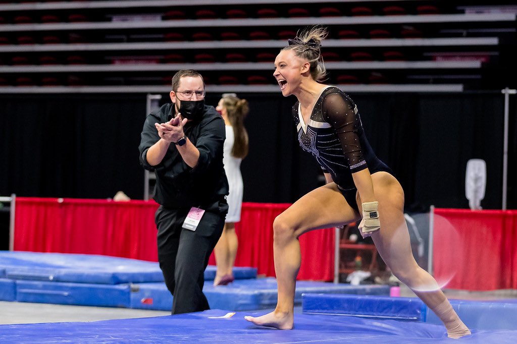 LionsGymnastics's tweet photo. 📸 // 𝑀𝑜𝑚𝑒𝑛𝑡𝑠 𝑐𝑎𝑝𝑡𝑢𝑟𝑒𝑑 𝑓𝑟𝑜𝑚 𝑎 𝑛𝑖𝑔ℎ𝑡 𝑡𝑜 𝑟𝑒𝑚𝑒𝑚𝑏𝑒𝑟✨

#𝑊𝐹4𝐼 https://t.co/xFbjGIhRSU