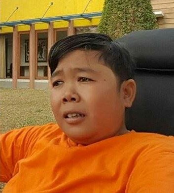 Prince William                  Adul 
     at 38                              at 37