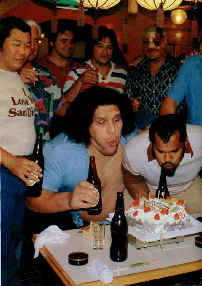 ColossusNick's tweet photo. 156 beers in one sitting? No problem 😁 #VoteAndre #AndreTheGiant https://t.co/r1h481SrjS