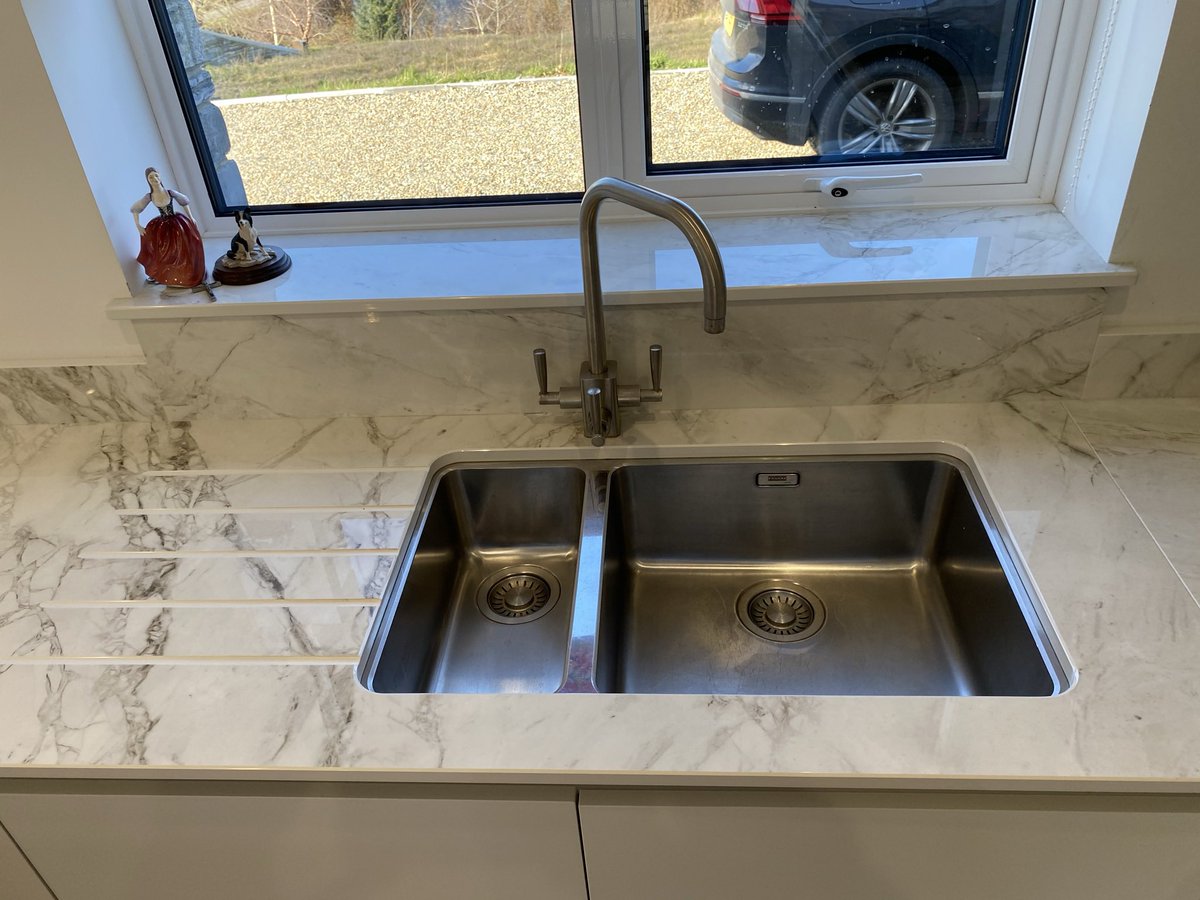 Teifikitchens's tweet photo. @Masterclasskitc @NeffAppliances @FrankeUK  @Dekton #local #kitchen #design #wow #dekton #H-Line https://t.co/GT5xO7pj9A