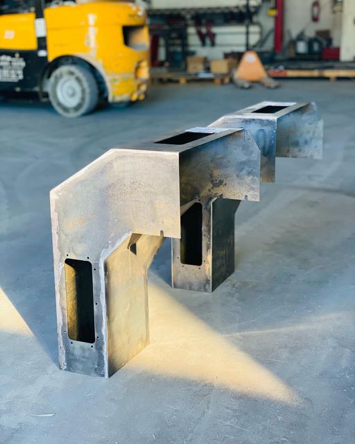 TeknikCizgi's tweet photo. Davlumbaz sac imalatımız. #paddlebox #cnc #lazer #laser #lasercut #lazerkesim #profil #bükme #profilbükme #profile #profilebending #kaynak #welding https://t.co/GScoNWOitV