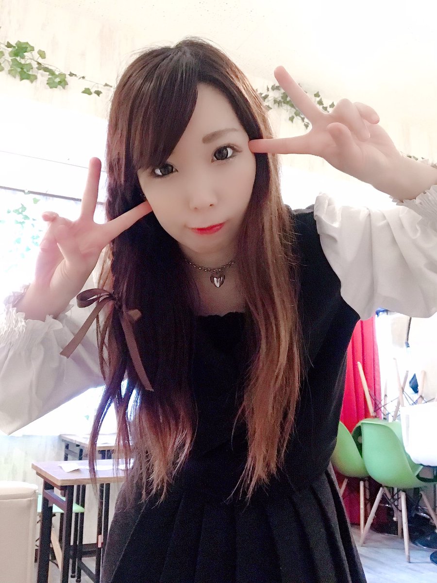 MiRi_batgirl's tweet photo. pray限定カフェLAST❤😈
全通降臨達成❣️w
ずっと満員で沢山の人に会えて楽しかったしお祝いしてもらえたり沢山の差し入れも嬉しかったし久々にみんなに会えて嬉しかった…❤😭
prayを愛してくれた皆様本当にありがとうございました✨😭
入れなかった皆様ごめんなさい🙏
またどこかで会いましょう❤😈 https://t.co/3IPtV7RnEP