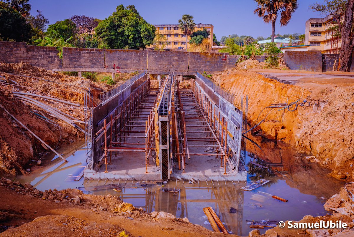 SamuelUbile's tweet photo. #KadunaUpdates : Dualisation of Aliyu Makama Road from Station Roundabout to Television road By @CCECCKADUNA
Item of work: Culvert work at Chainage : CH0+748
📸 : @SamuelUbile
#KadunaUrbanRenewal #Infrastructure #TeamElrufai #CCECC
Date 21-Mar-2021 https://t.co/VZYHk5Tm5G