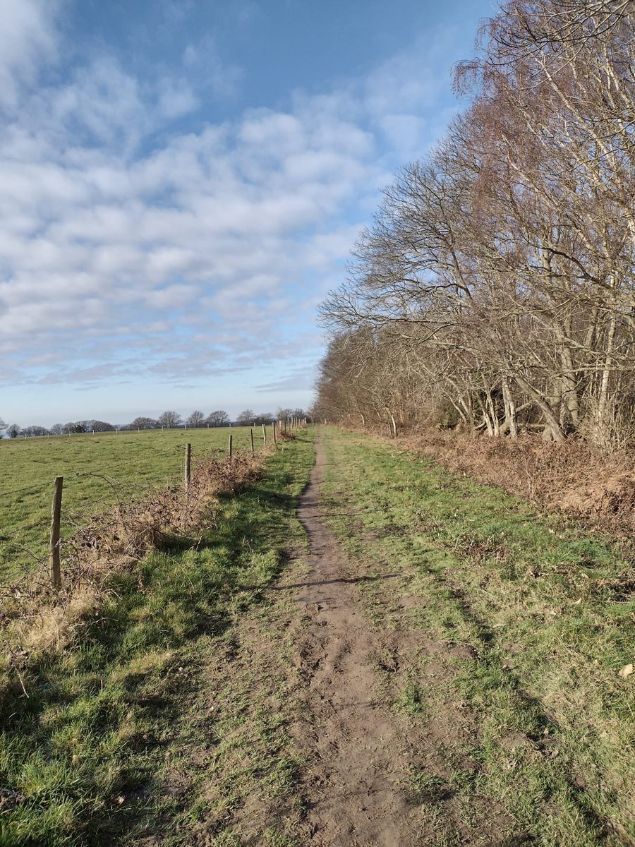 sce2hcg's tweet photo. Today @scft_ccs #CCAS have started our #CMThreePointFourChallenge in support of @Comm_Matters Between us we will be walking 3.4km each day from now to 3rd April. First up Belinda has been out in the Sussex countryside. Links to our Justgiving page will come soon #AAC @scft_ahp https://t.co/5DE49FMop3