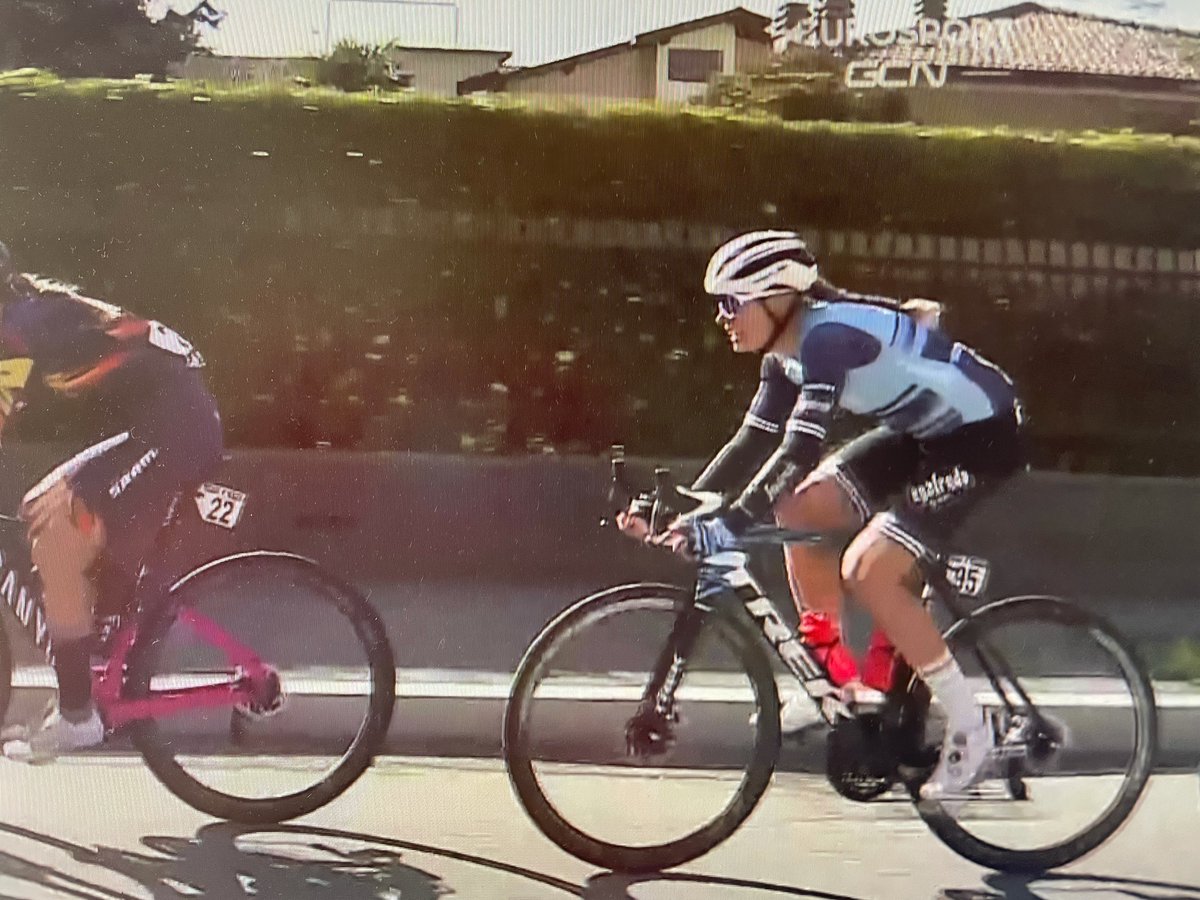 Olivia Dillon tweet media