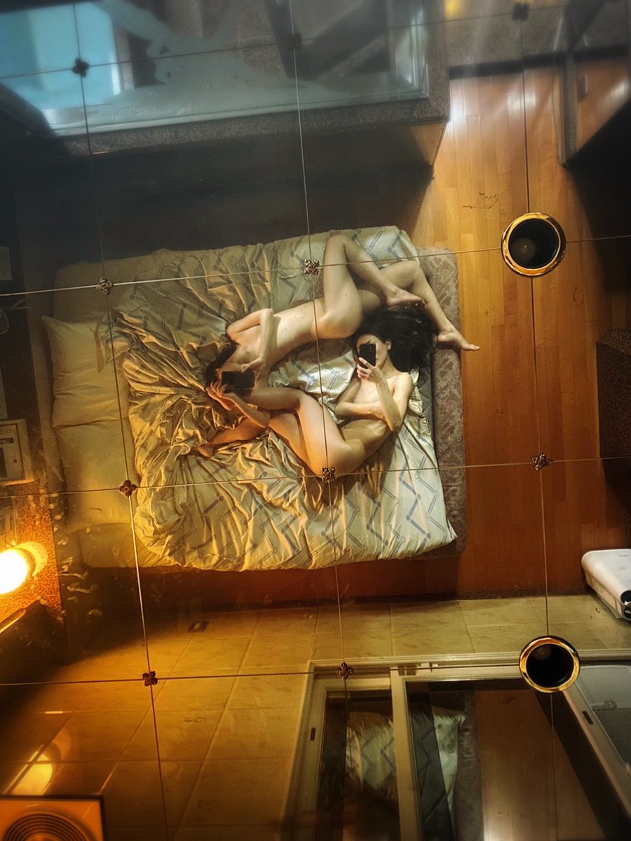 ヌード撮影練習女子会。