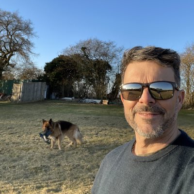 Gadgitwitt's tweet image. #NewProfilePic